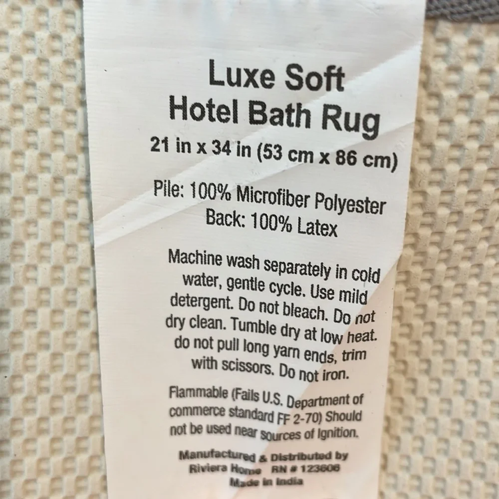 Bath Mat Set - Gray and White